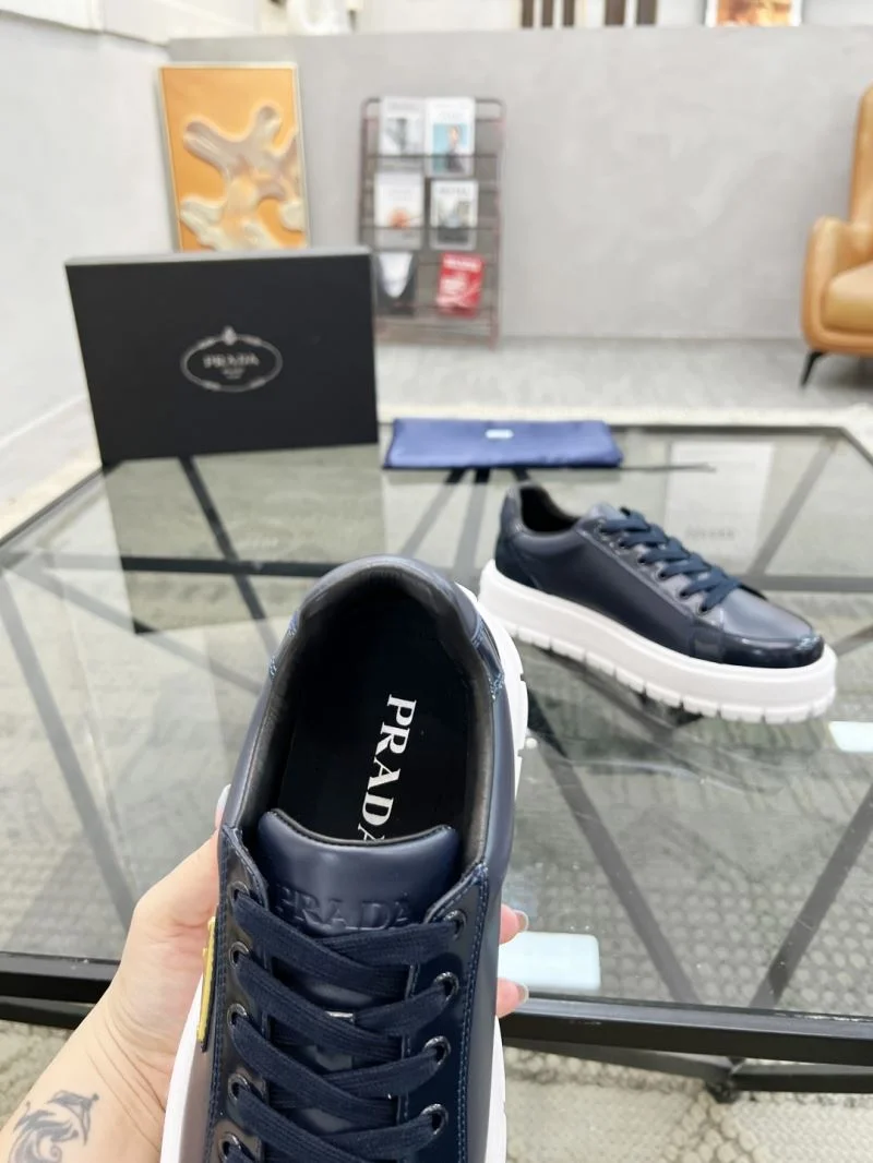 Prada Low Shoes Resilient 33805