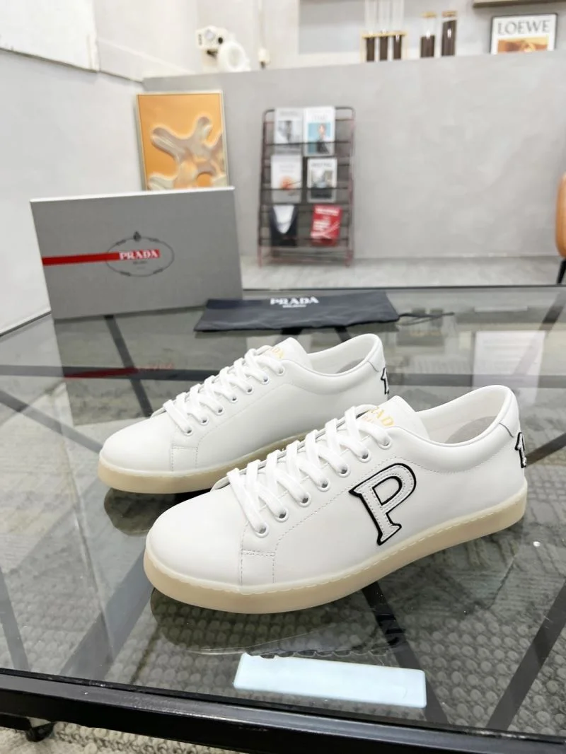 Resilient Prada Low Shoes 33803