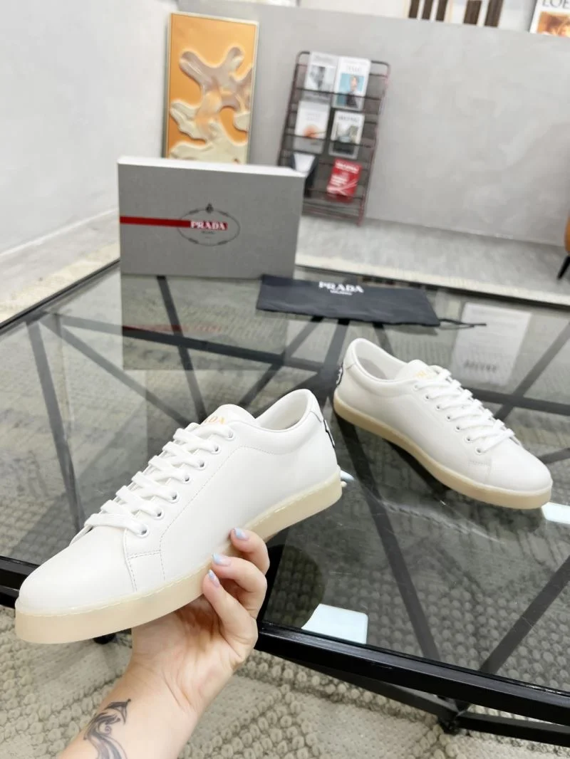 Resilient Prada Low Shoes 33803