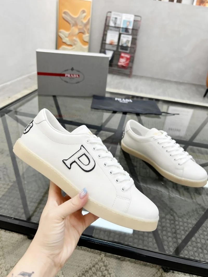 Resilient Prada Low Shoes 33803