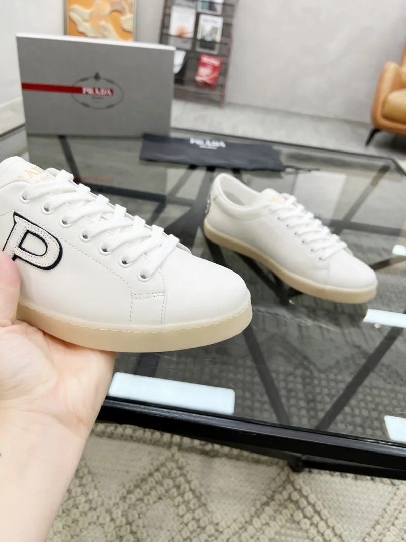 Resilient Prada Low Shoes 33803