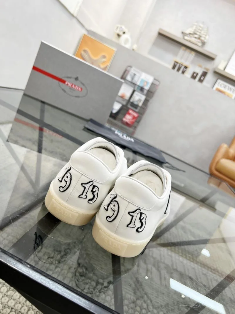 Resilient Prada Low Shoes 33803