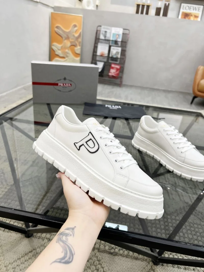 Prada Low Shoes HighQuality 33795