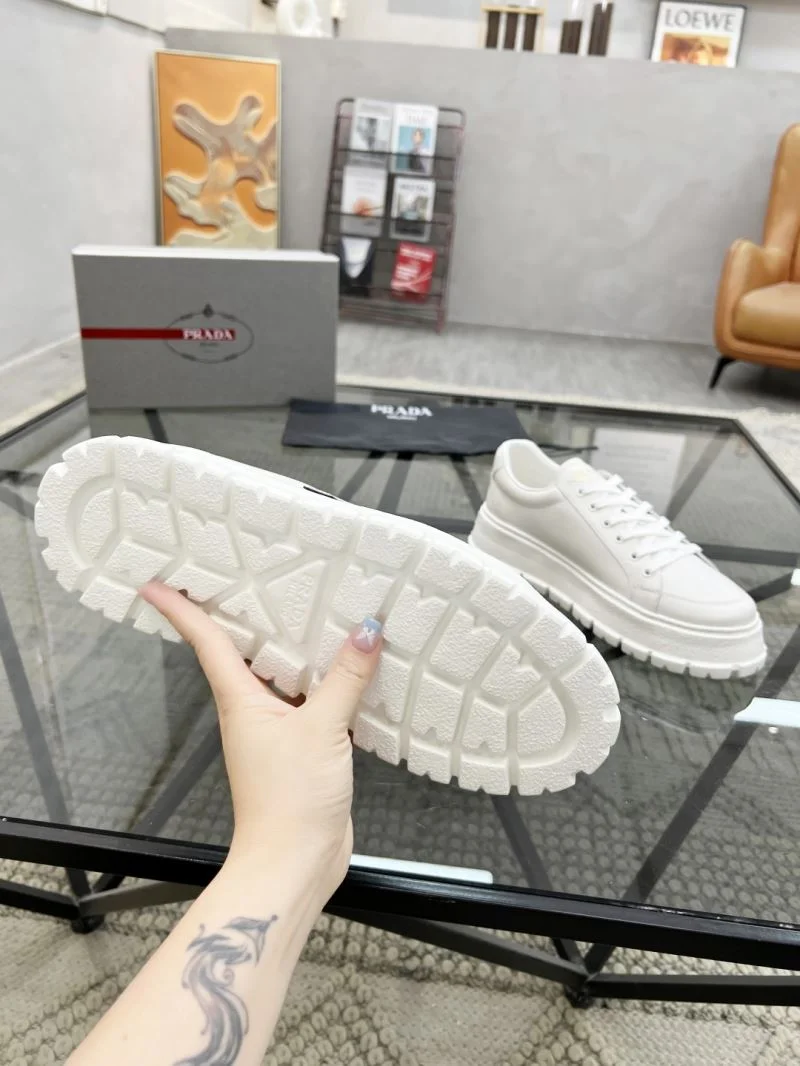Prada Low Shoes HighQuality 33795