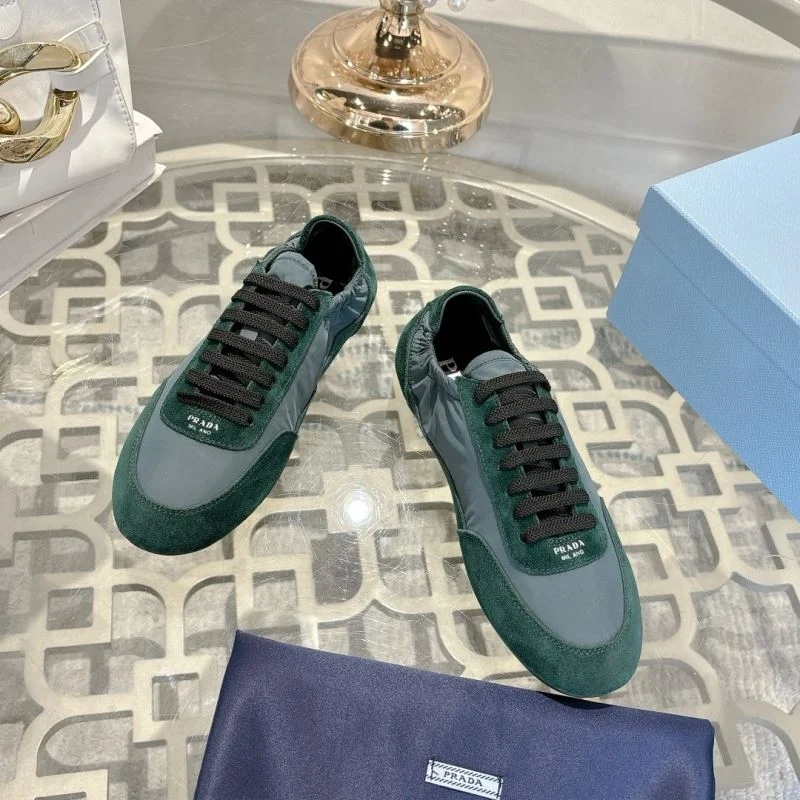 Prada Low Shoes UrbanStyle 33816