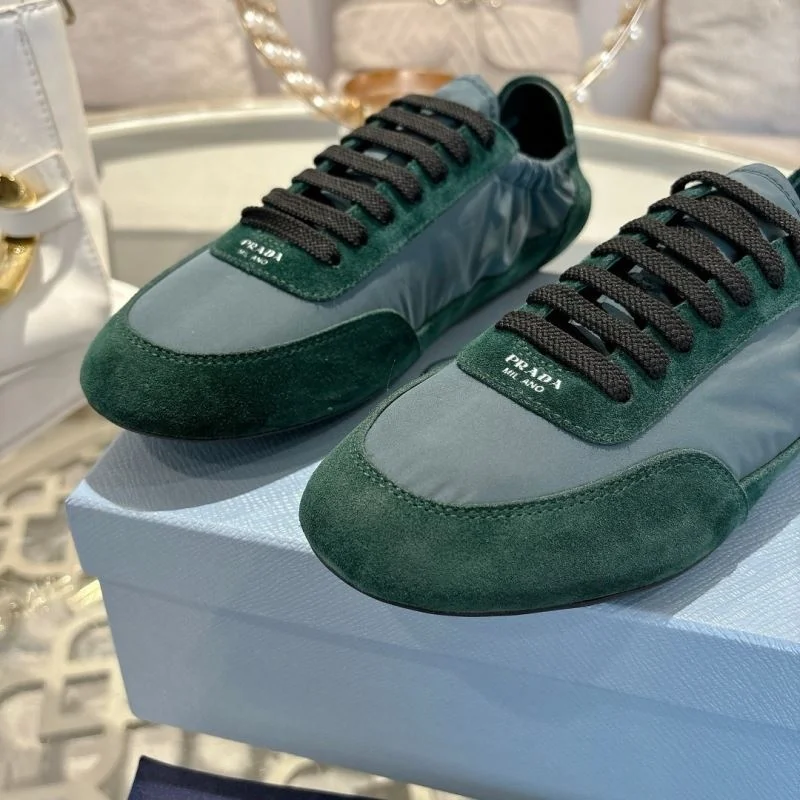 Prada Low Shoes UrbanStyle 33816