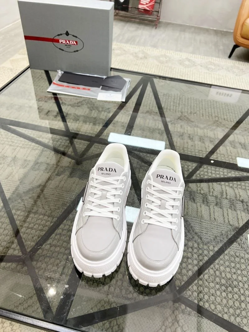 UrbanStyle Prada Low Shoes 33811