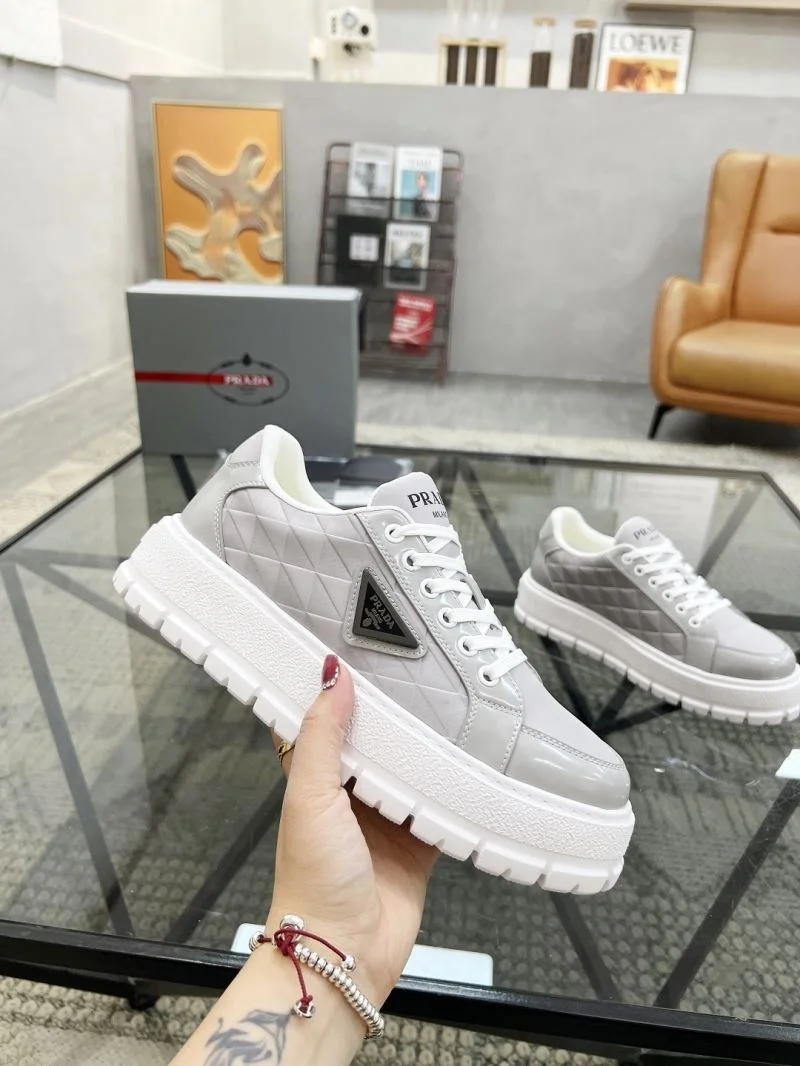 UrbanStyle Prada Low Shoes 33811
