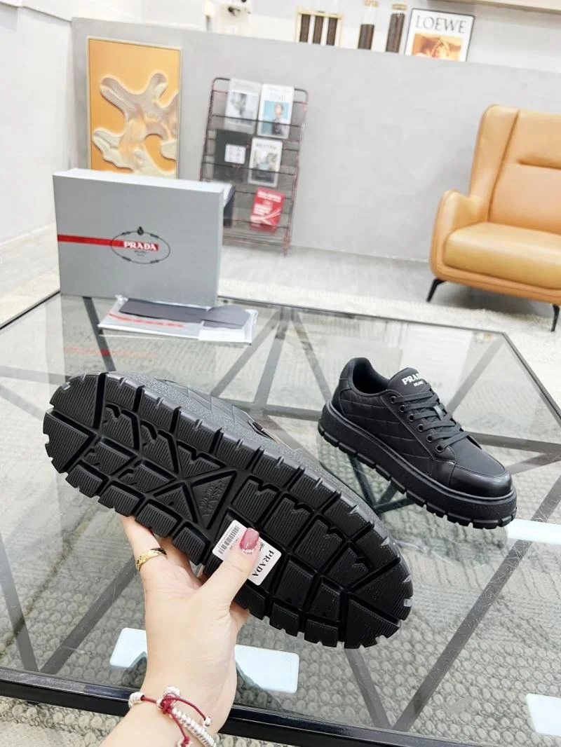 Prada Low Shoes Contemporary 33814