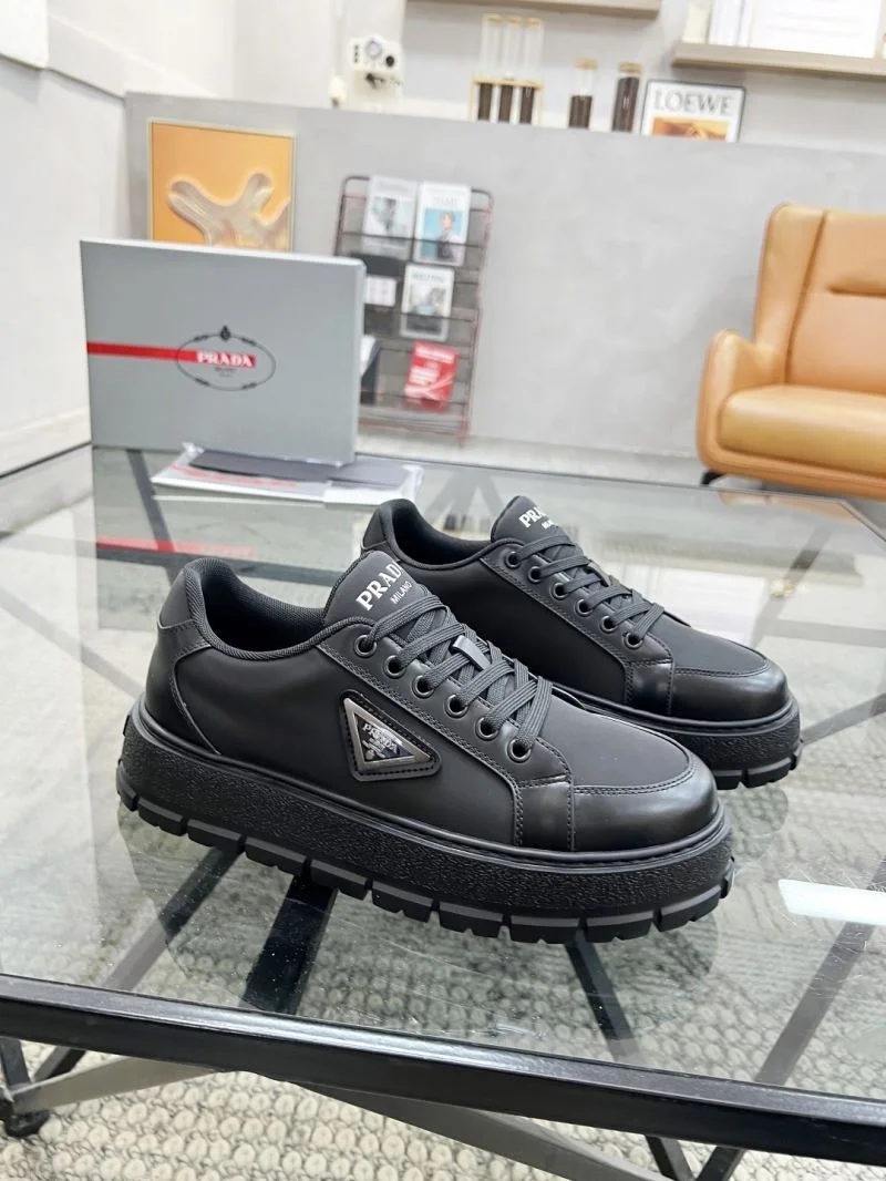 Prada Low Shoes EasyMatch 33802