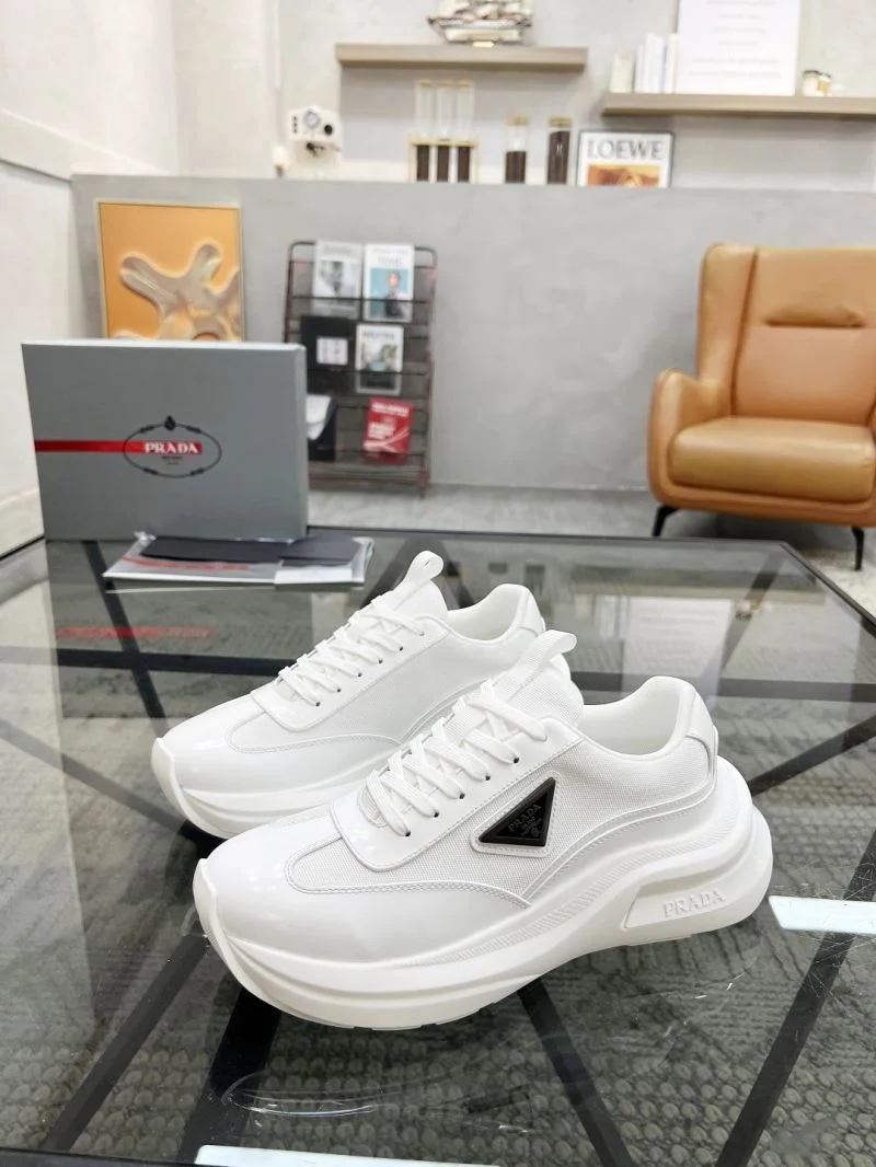 Functional Prada Low Shoes 33809
