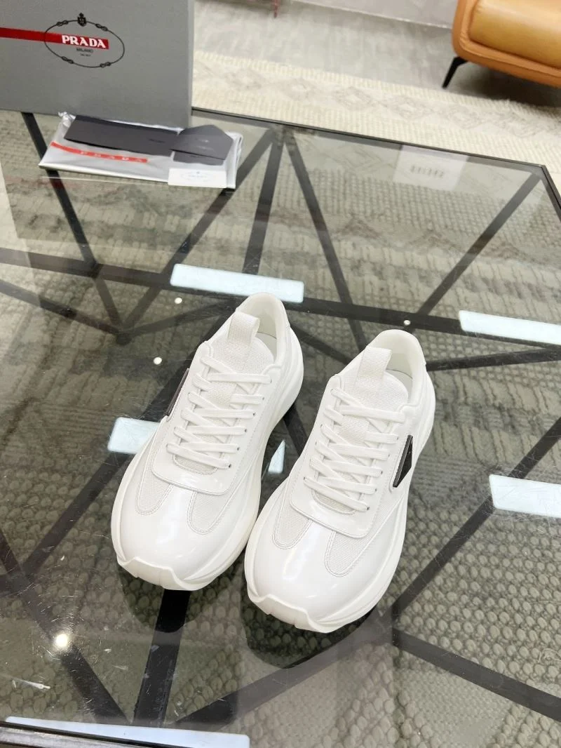 Functional Prada Low Shoes 33809