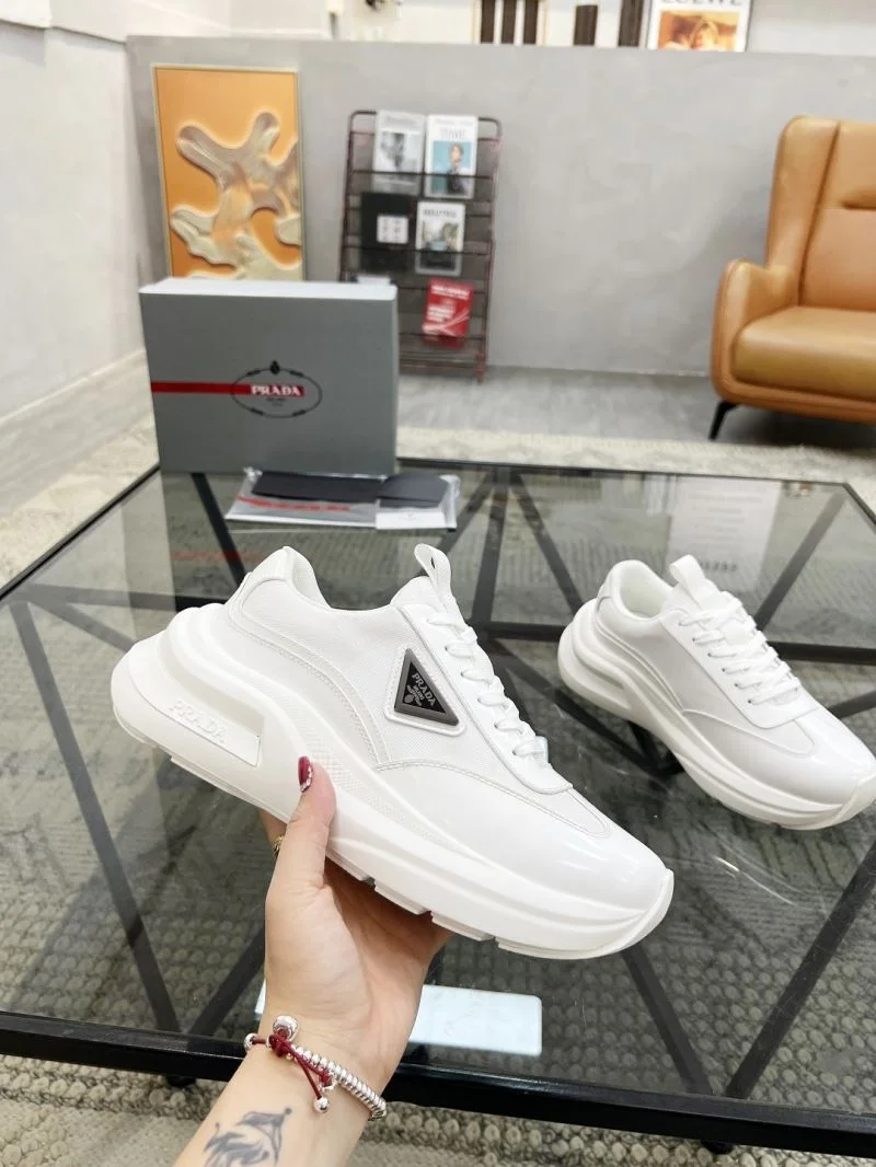 Functional Prada Low Shoes 33809