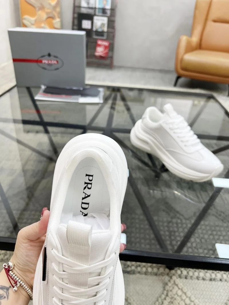 Functional Prada Low Shoes 33809