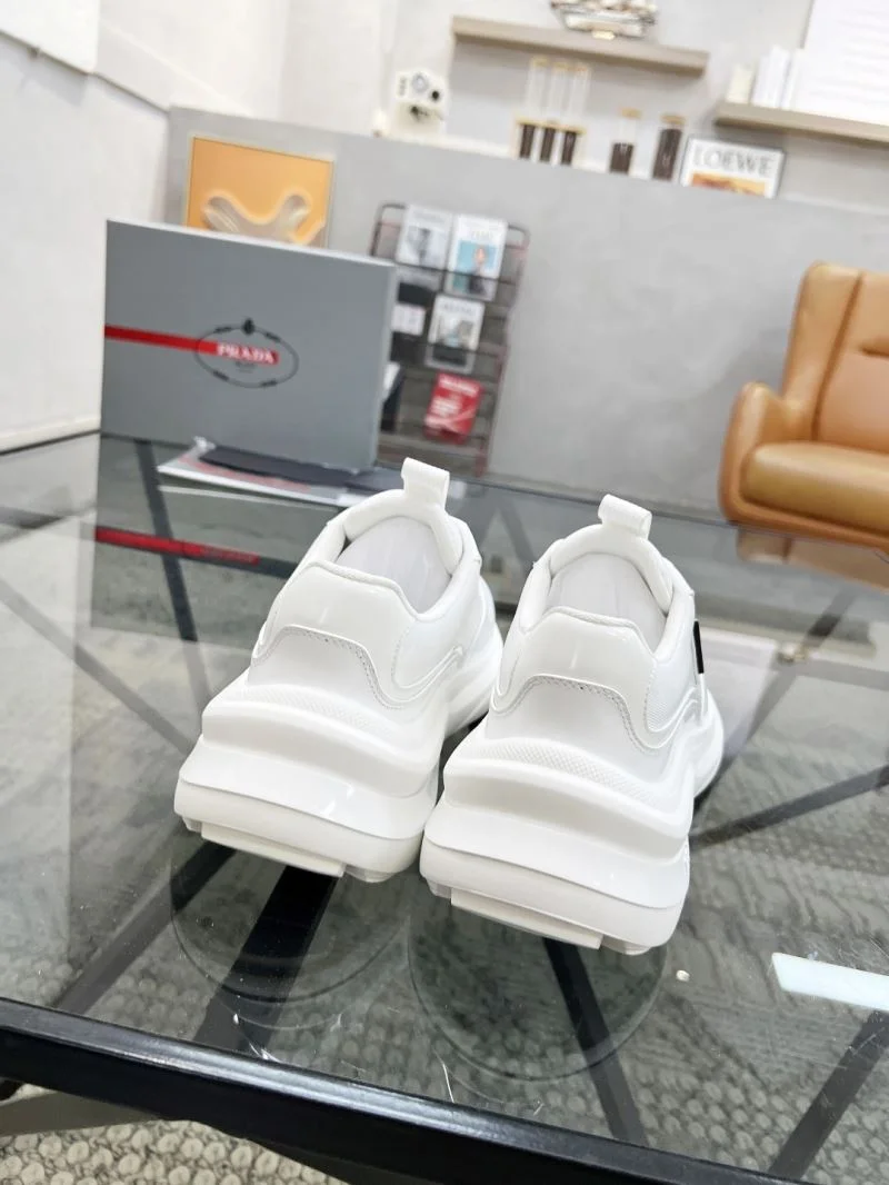 Functional Prada Low Shoes 33809