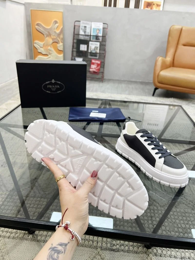 Premium Prada Low Shoes 33793