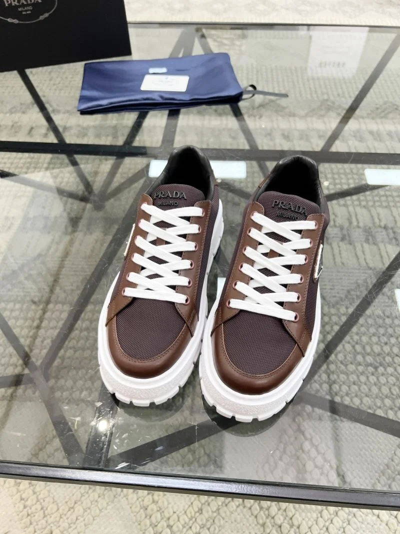 Sleek Prada Low Shoes 33788
