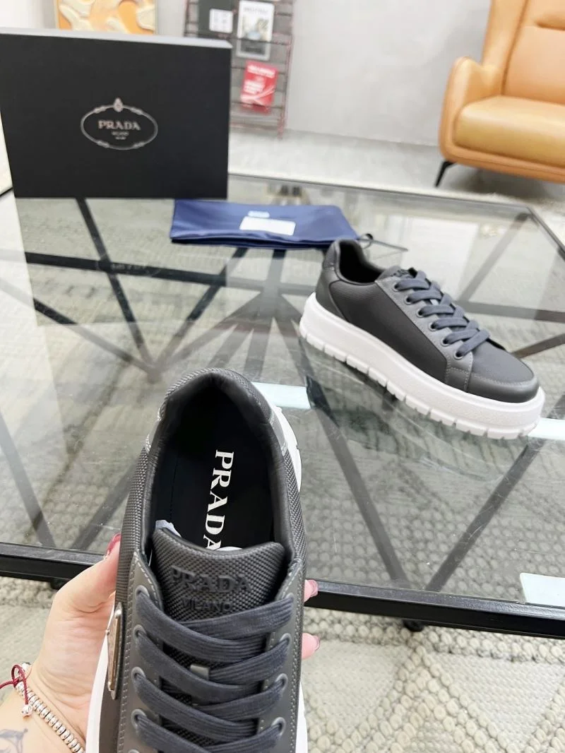 Prada Low Shoes ZeroBulk 33787