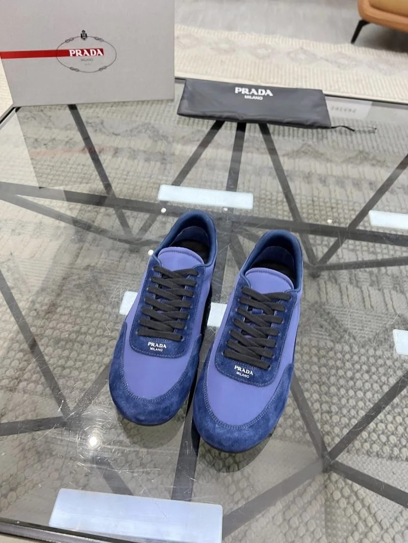 Prada Low Shoes Fashionable 33786
