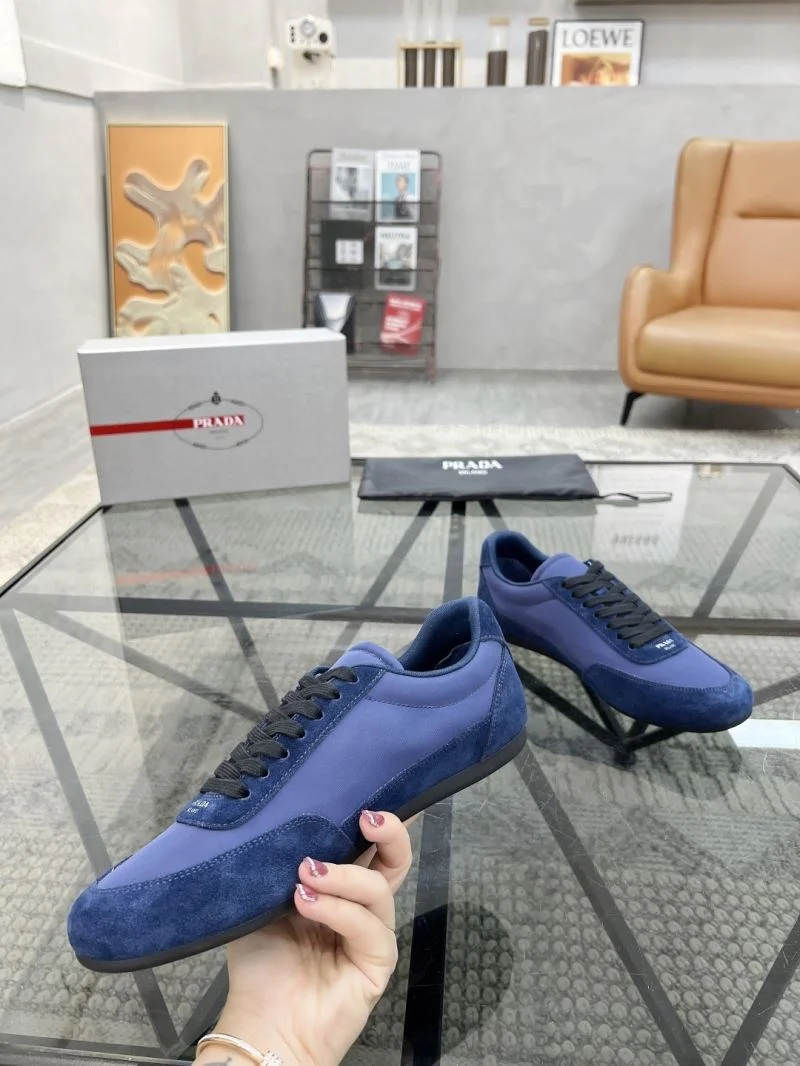 Prada Low Shoes Fashionable 33786