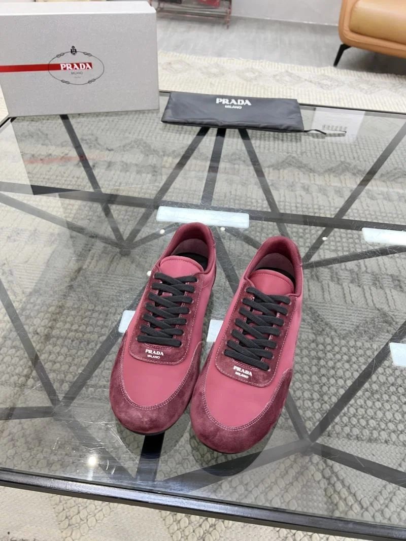 Sustainable Prada Low Shoes 33785