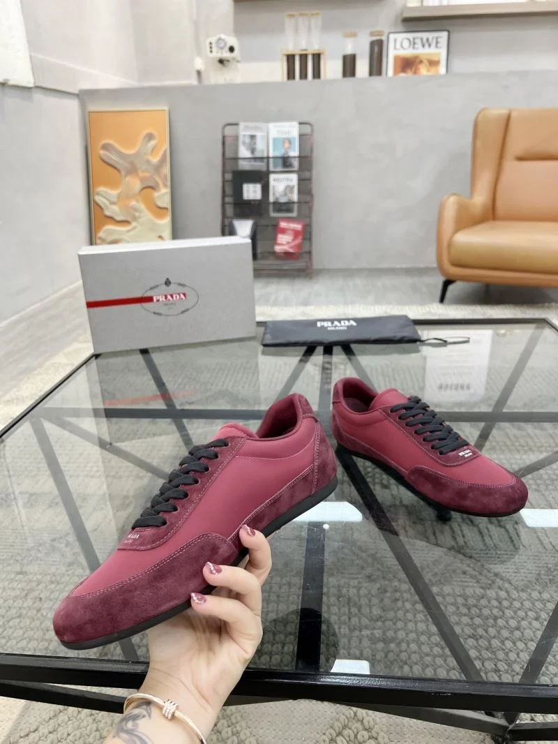 Sustainable Prada Low Shoes 33785