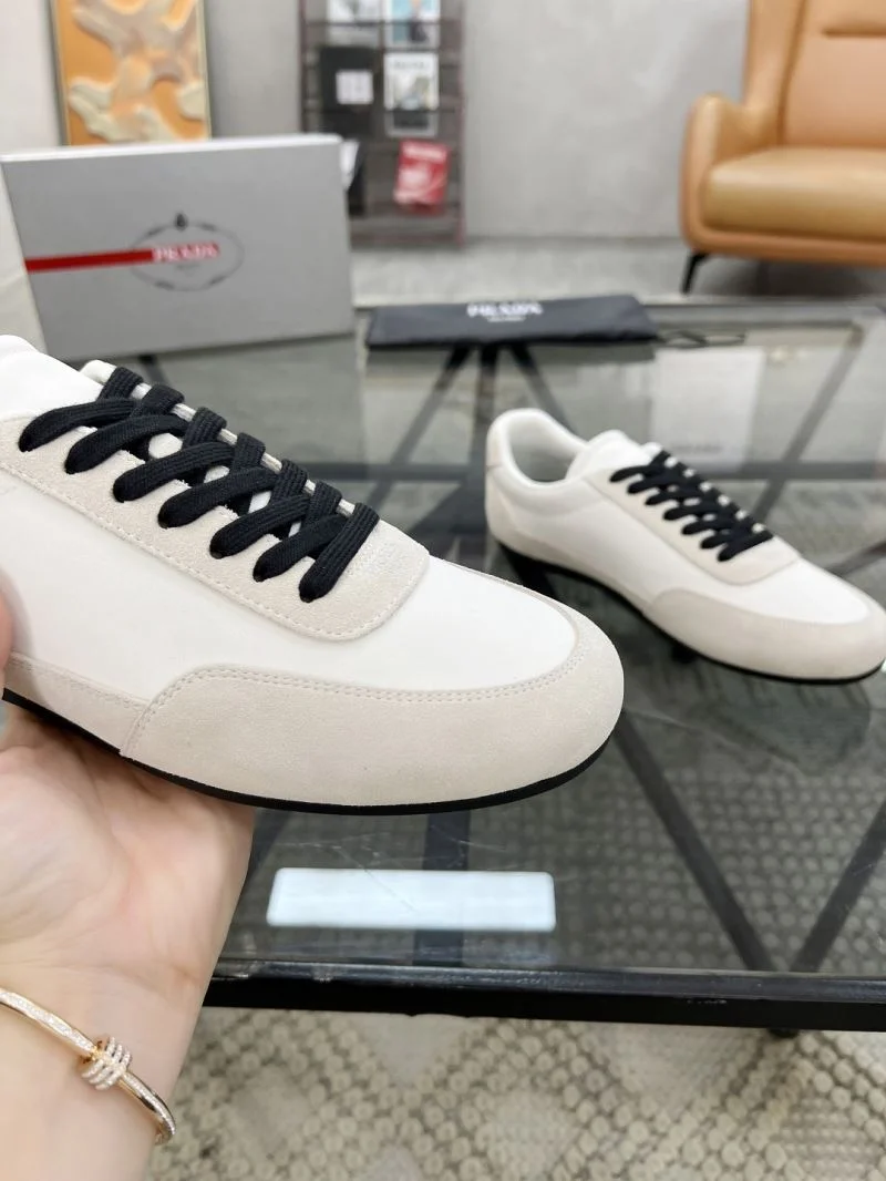 Prada Low Shoes Premium 33783
