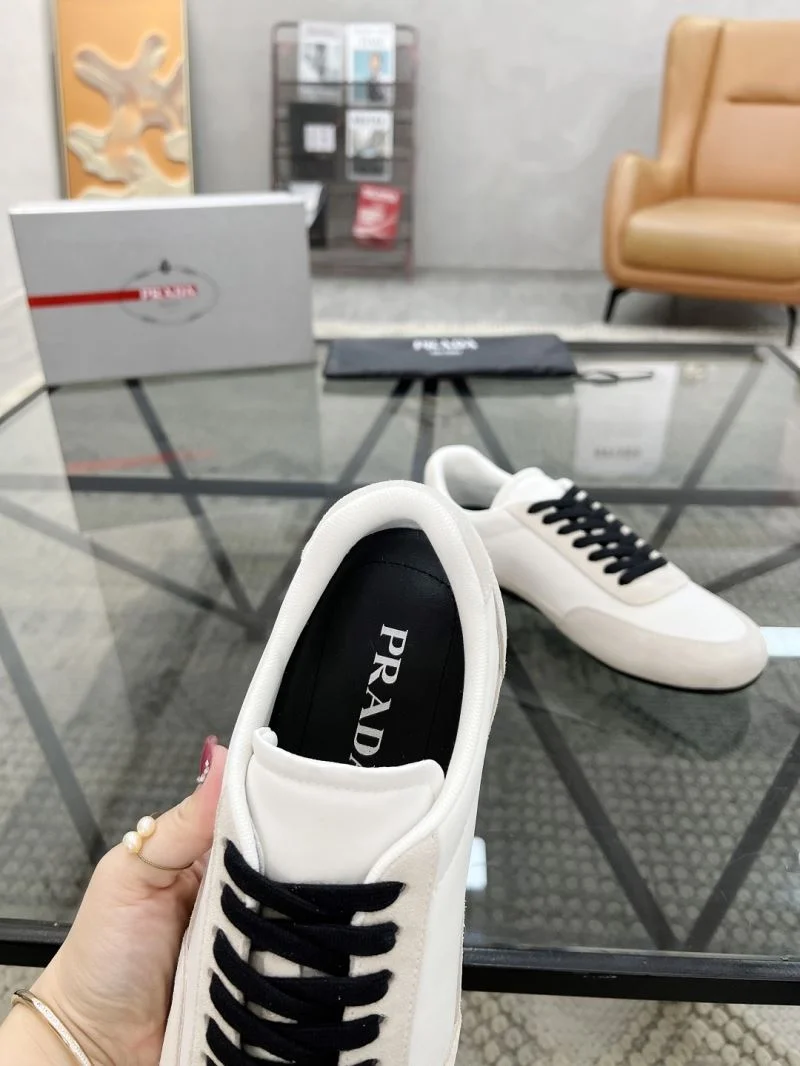 Prada Low Shoes Premium 33783