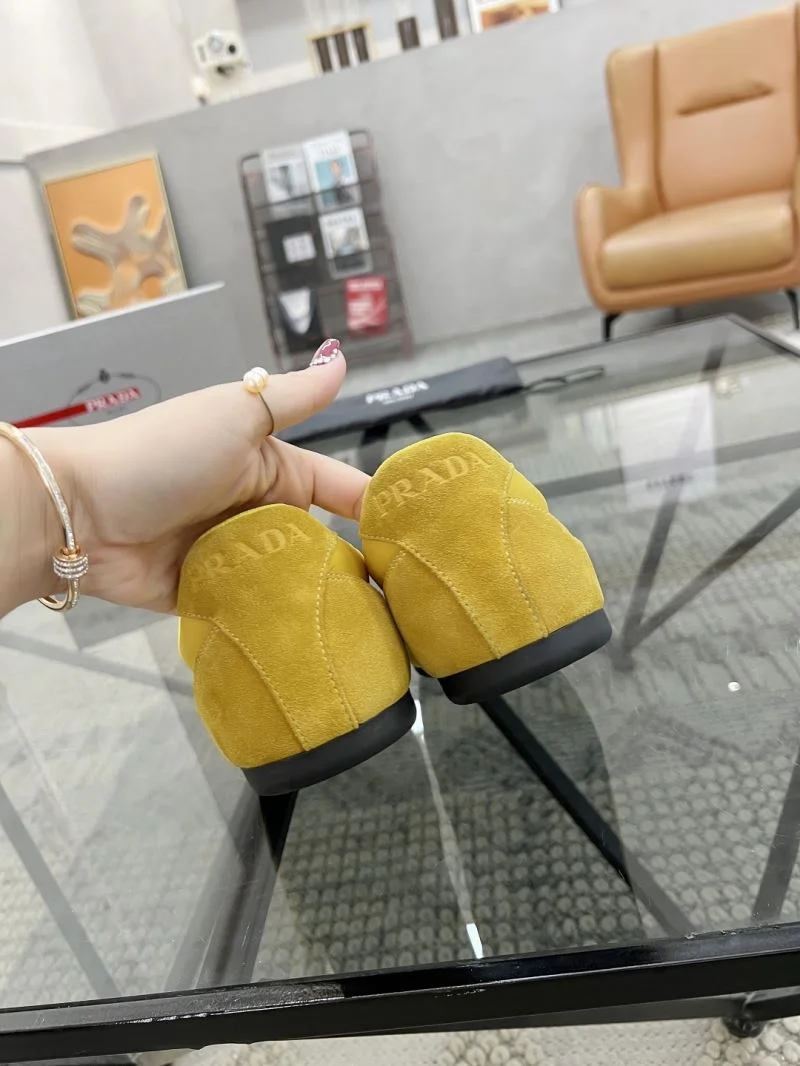 Prada Low Shoes TravelReady 33784
