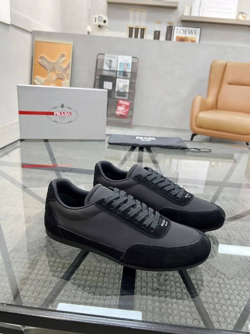 Prada Low Shoes MoistureWicking 33781