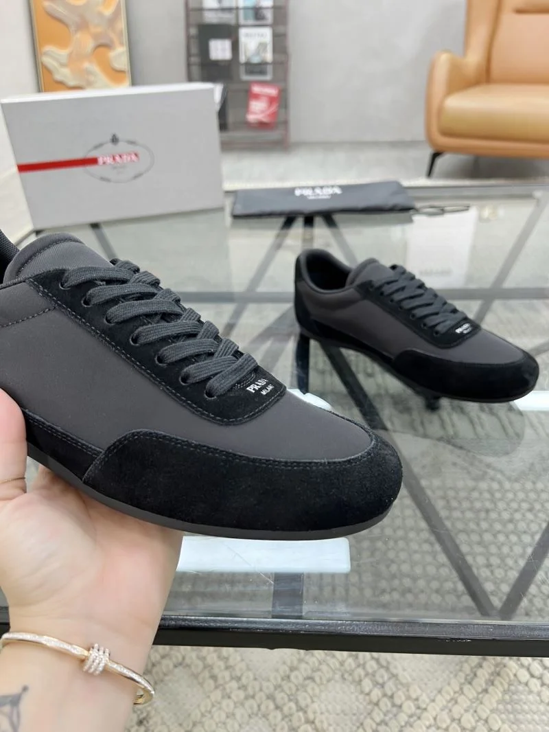 Prada Low Shoes MoistureWicking 33781