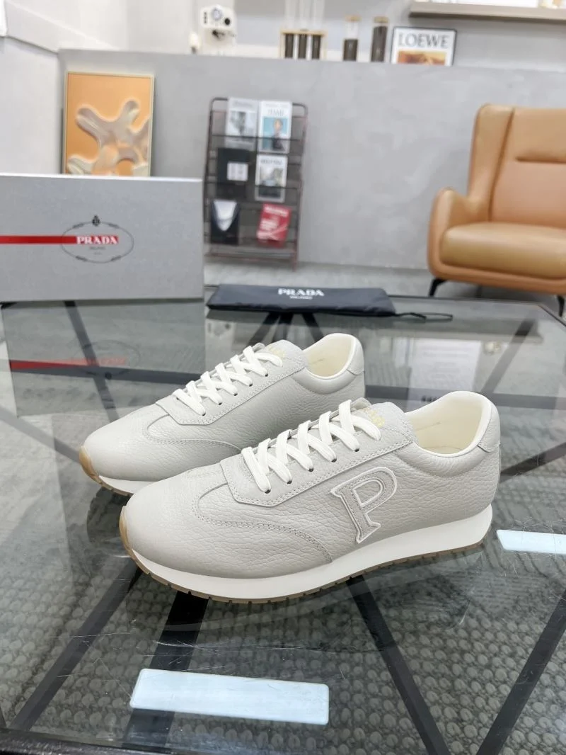 Unique Prada Low Shoes 33771