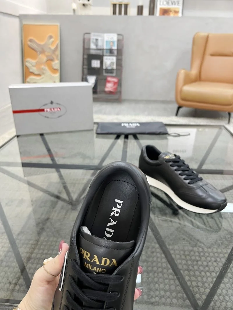 Neat Prada Low Shoes 33763