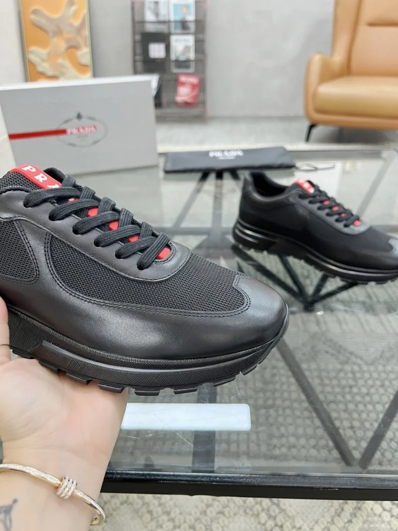 Reliable Prada Low Shoes 33756