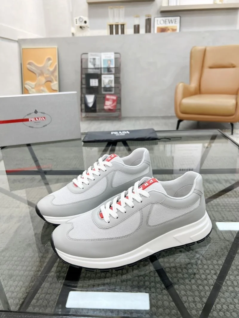 Prada Low Shoes Lightweight 33772