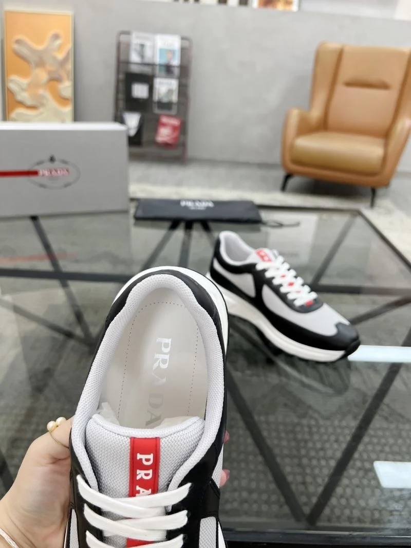 TechFriendly Prada Low Shoes 33775