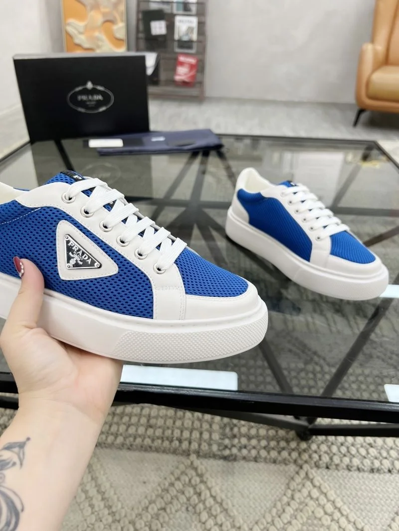 Prada Low Shoes Neat 33770