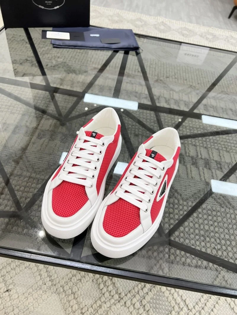 Tailored Prada Low Shoes 33761