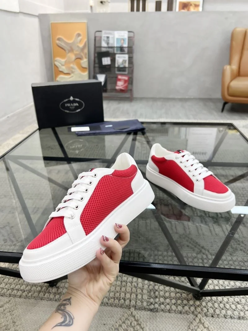 Tailored Prada Low Shoes 33761