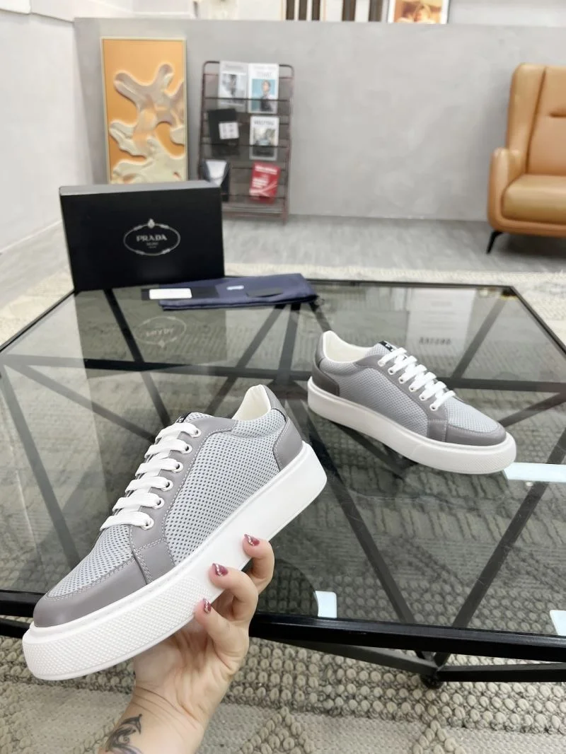 SunProtective Prada Low Shoes 33758