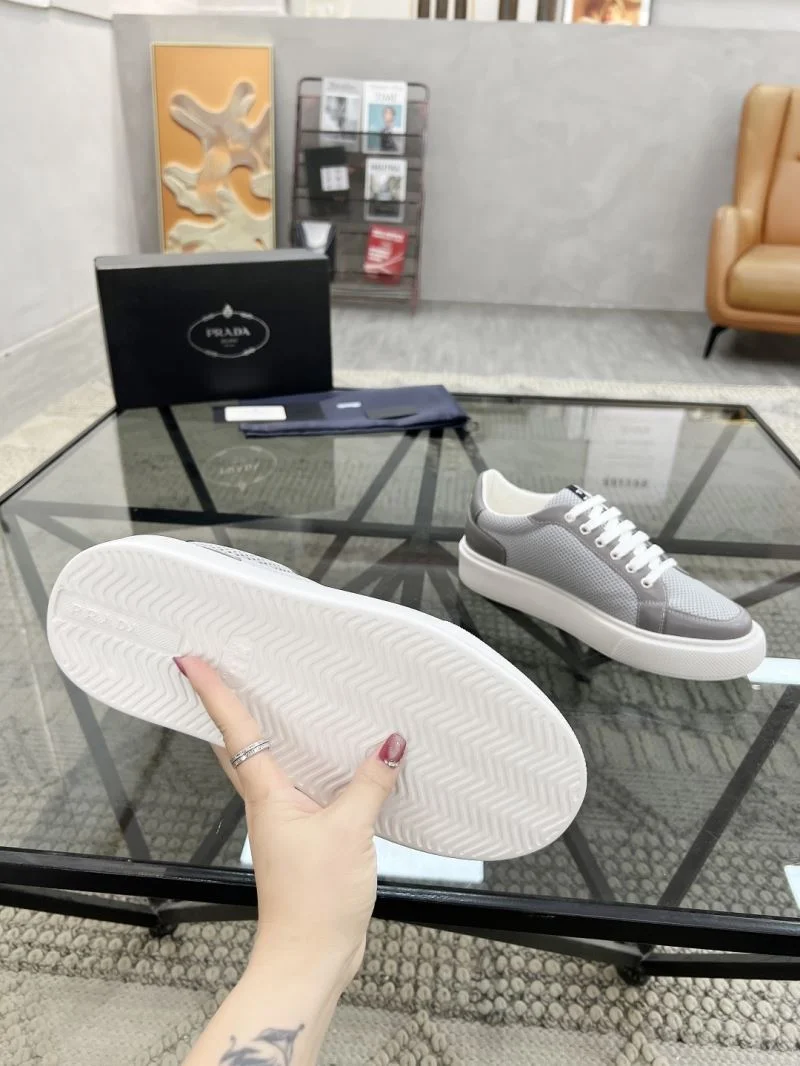 SunProtective Prada Low Shoes 33758