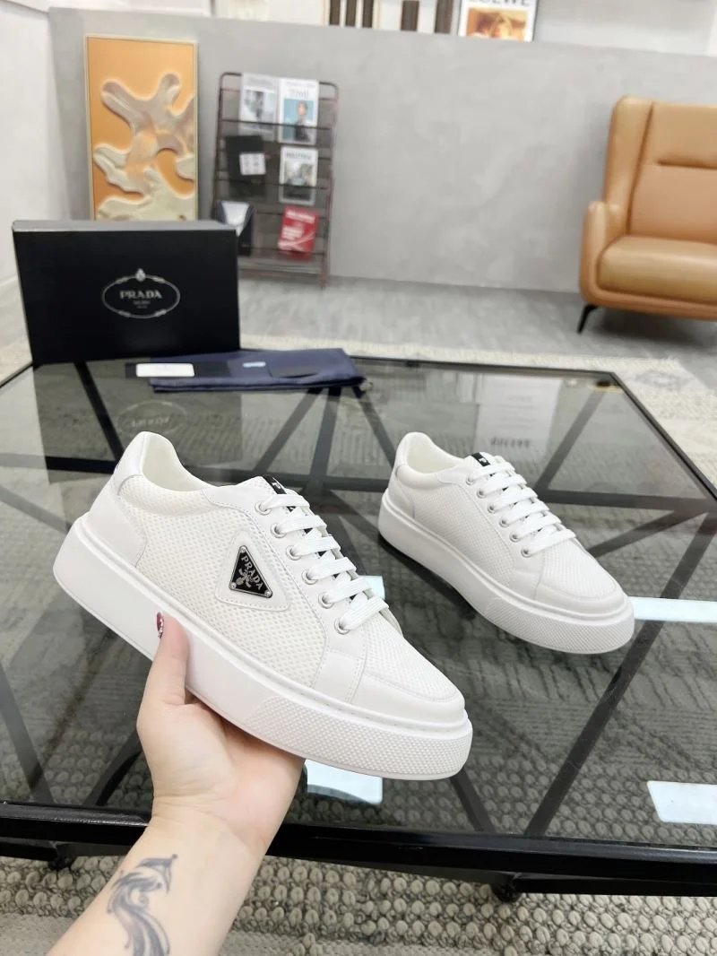 Prada Low Shoes Cozy 33778