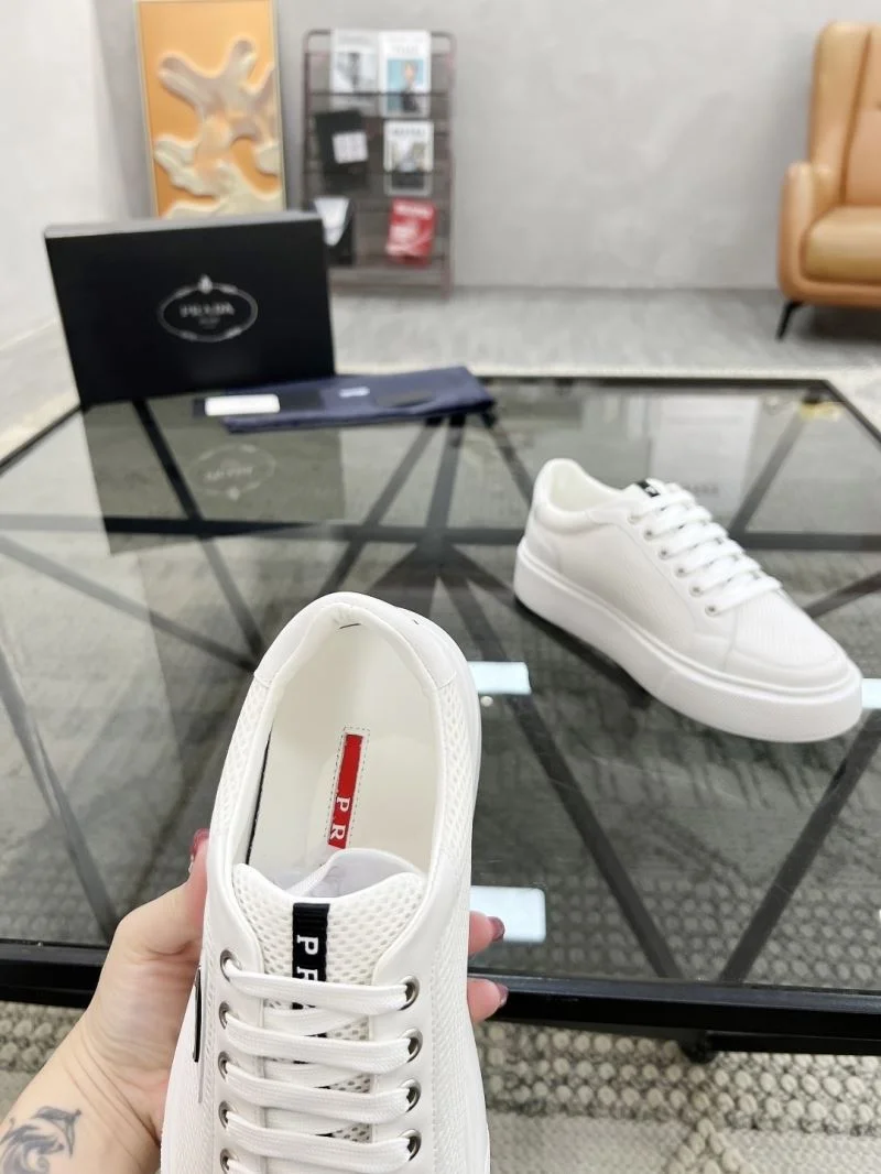 Prada Low Shoes Cozy 33778