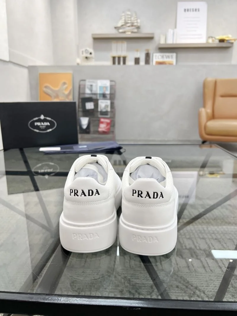Prada Low Shoes Cozy 33778