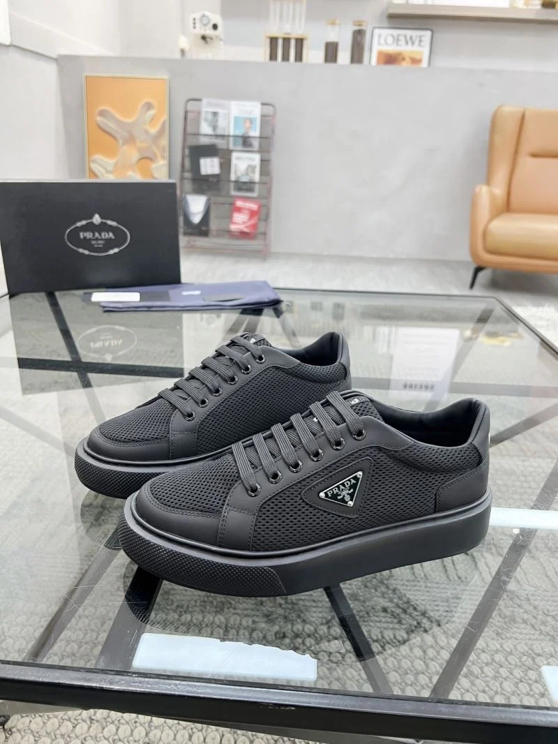 Prada Low Shoes WrinkleFree 33759