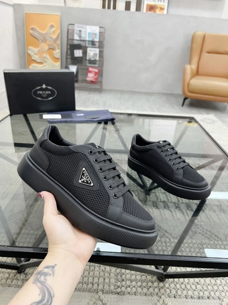 Prada Low Shoes WrinkleFree 33759