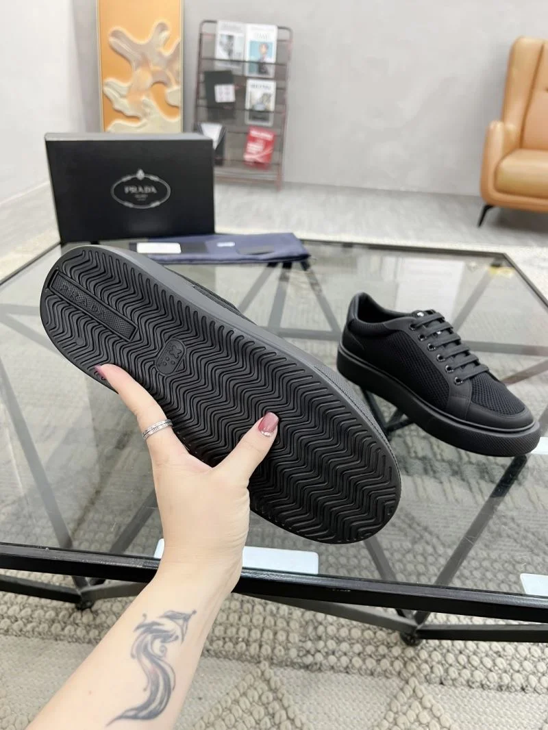 Prada Low Shoes WrinkleFree 33759