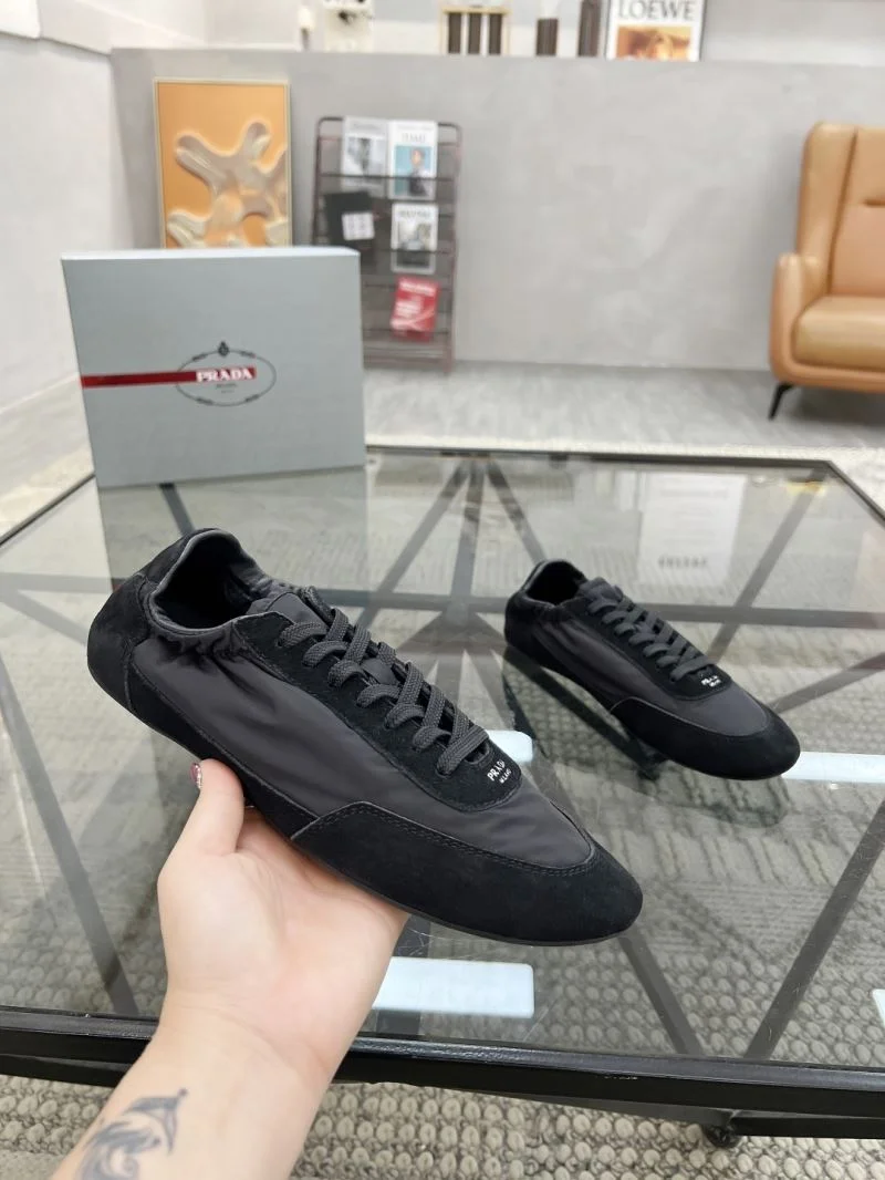 MoistureWicking Prada Low Shoes 33767