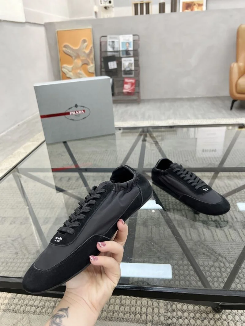 MoistureWicking Prada Low Shoes 33767
