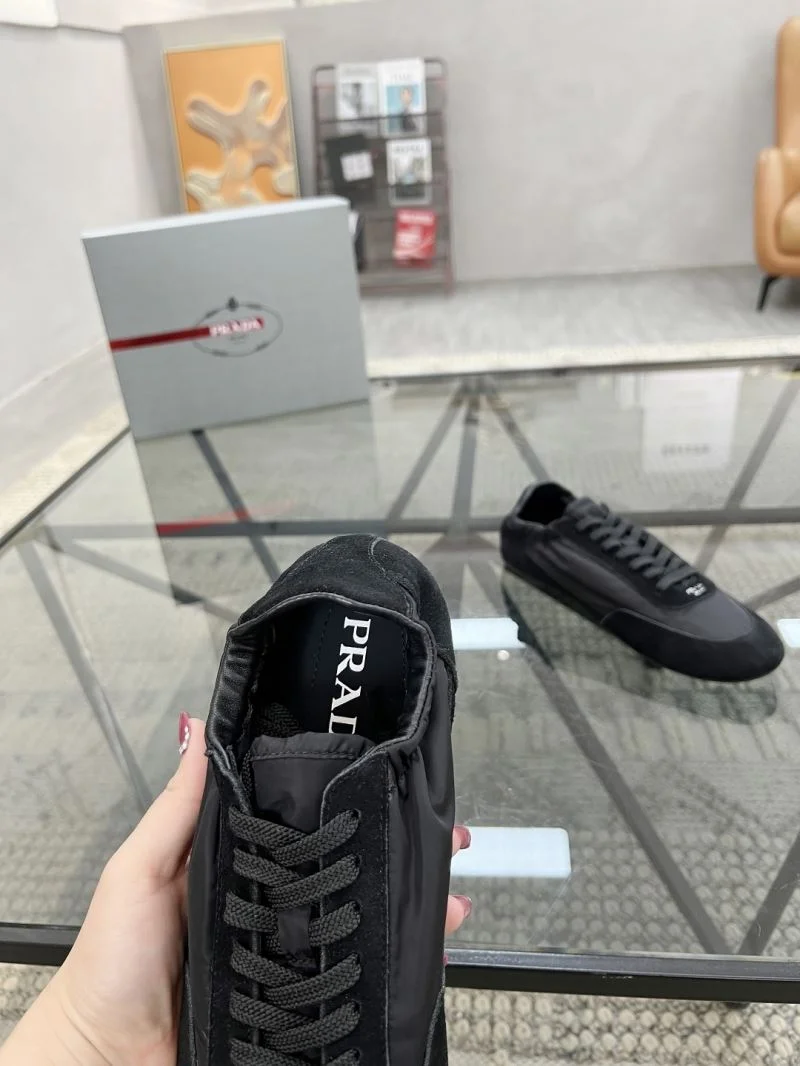 MoistureWicking Prada Low Shoes 33767